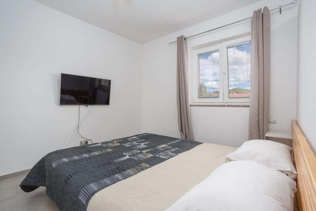 Family Village Apartment Vrh  Екстериор снимка